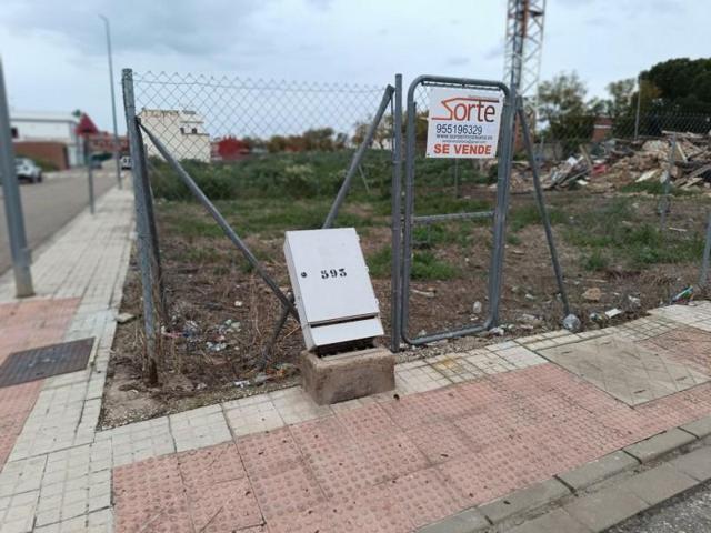 Terreno en venta en Brenes, Brenes photo 0