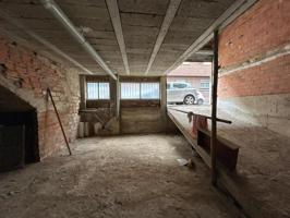 Local comercial en venta en Jaén photo 0