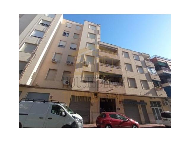 Piso en venta en Callosa de Segura photo 0