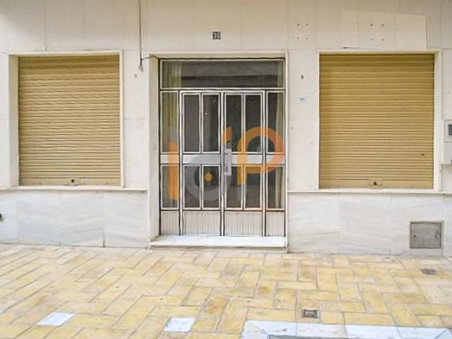 Local comercial en venta en Huércal-Overa, Casco Historico photo 0