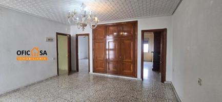 Piso en venta en Bailén, Bailen photo 0