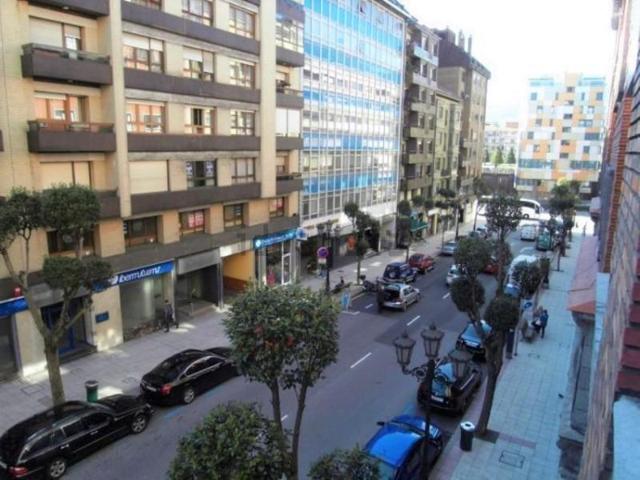 Oficina en venta en Oviedo, Centro photo 0