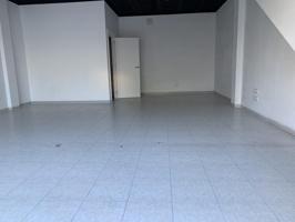 Local comercial en venta en Cassà de la Selva photo 0