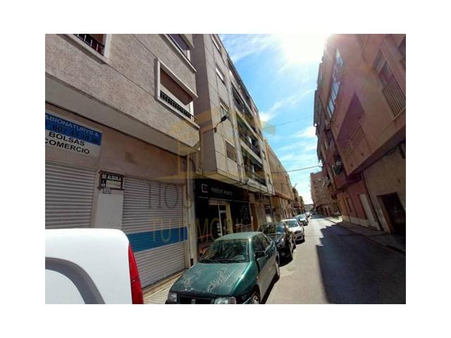 Piso en venta en Elda photo 0