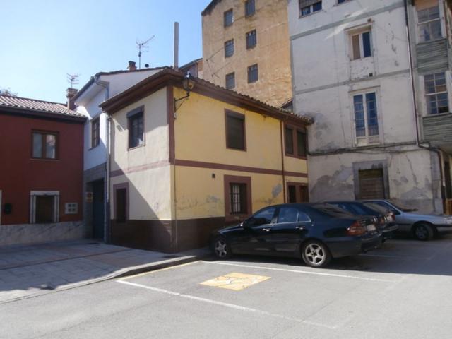 Adosada en venta en Grado, Centro photo 0