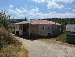 Casas de pueblo en venta en Castro Caldelas, Castro Caldelas photo 0
