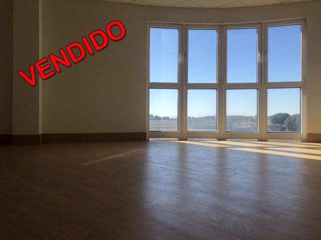 Oficina en venta en Griñón, Grinon photo 0