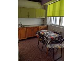 Piso en venta en Sarria photo 0