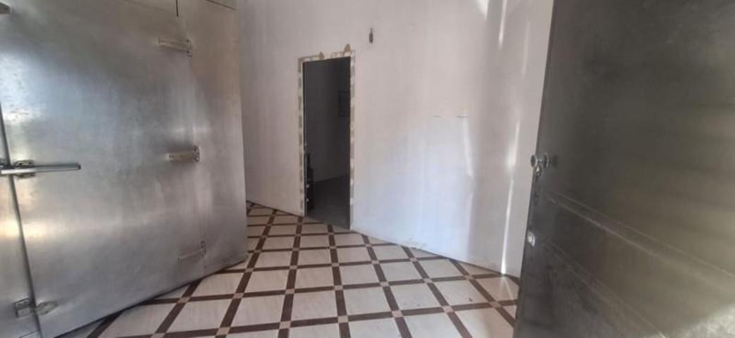 Local comercial en venta en Alcalá de Guadaira, Zona Santa Lucia photo 0