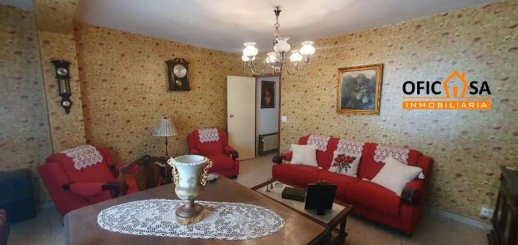 Piso en venta en Bailén, Bailen photo 0