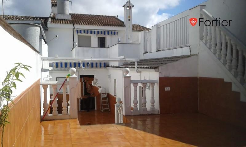 Casa en venta en Martos, Centro photo 0