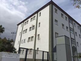 Piso en venta en Puerto de la Cruz, La Vera photo 0