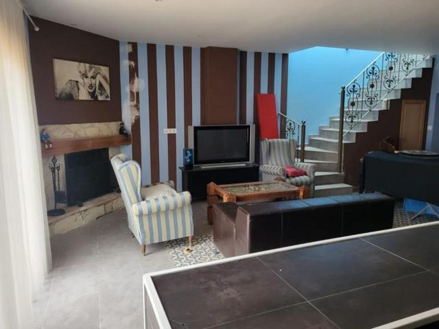 Casa en venta en Granja de Torrehermosa, Granja De Torrehermosa photo 0