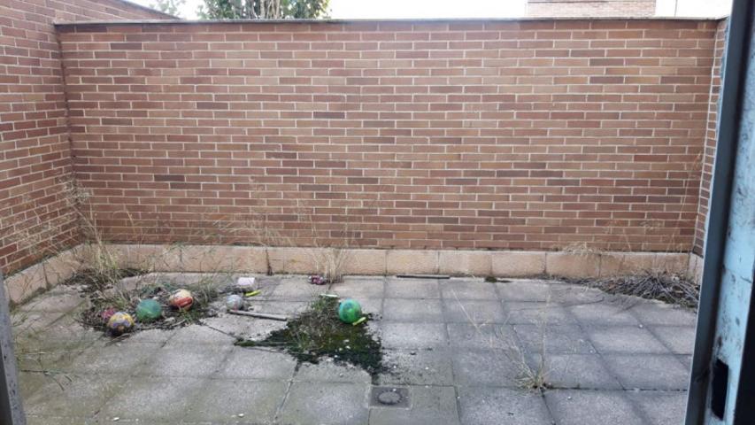 Local comercial en venta en Tudela, Centro photo 0