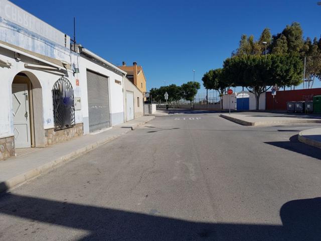 Local comercial en venta en Almoradi, El Saladar photo 0