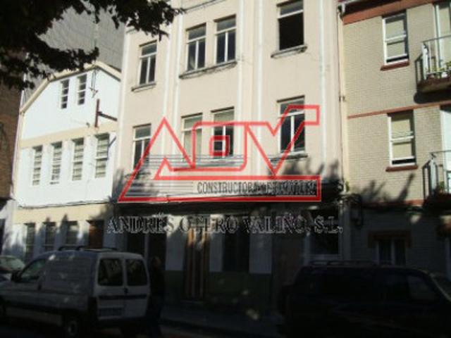 Edificio en venta en Ferrol, Infernino photo 0