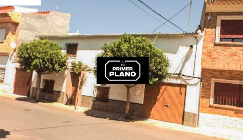 Piso en venta en Villarrobledo, Villarrobledo photo 0