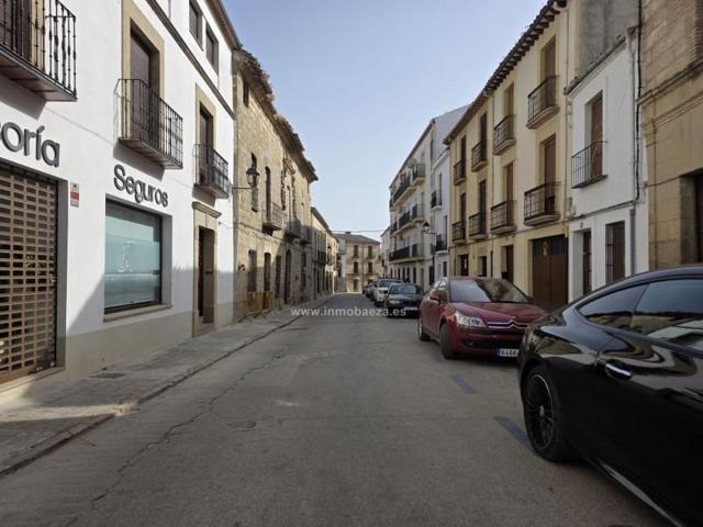 Casa en venta en Baeza, Centro photo 0