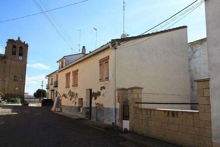 Casas de pueblo en venta en Albero Bajo, Almuniente photo 0