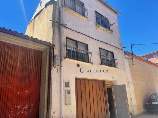 Piso en venta en Toro, Toro photo 0