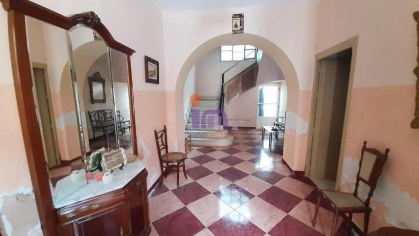 Casa en venta en Valdepeñas, Convento photo 0