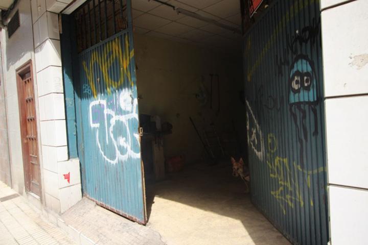 Local comercial en venta en Gijón, Centro photo 0