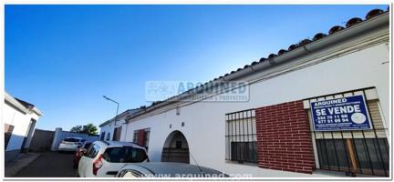 Adosada en venta en Fregenal de la Sierra, Fregenal De La Sierra photo 0