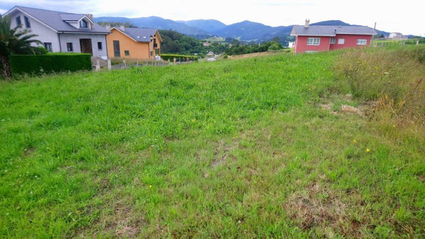 Chalet en venta en Navia, Andes photo 0