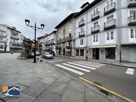 Local comercial en venta en Laredo, Centro photo 0