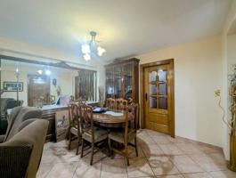 Casa en venta en Loja, Centro photo 0