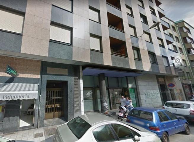 Local comercial en venta en Mieres, Centro photo 0