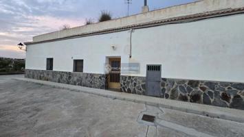 Casa con terreno en venta en Castilléjar, Castilléjar photo 0