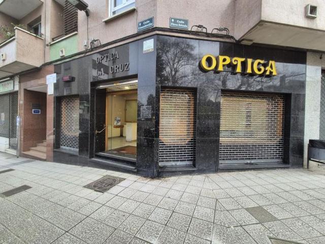 Local comercial en venta en Grado, Grado photo 0