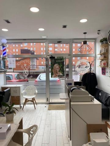 Local comercial en venta en Oviedo, La Corredoria photo 0