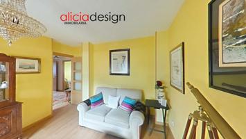 Piso en venta en Aller, Moreda photo 0