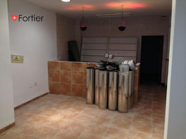 Local comercial en venta en Martos, Centro photo 0