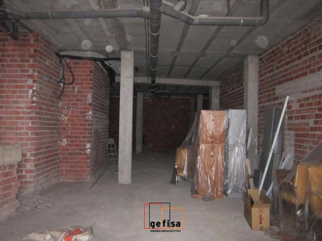 Local comercial en venta en Valdepeñas, San Marcos photo 0