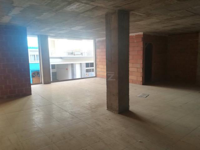 Local comercial en venta en Vinaròs, Vinaros photo 0