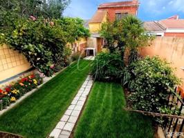 Casas de pueblo en venta en Nava del Rey photo 0