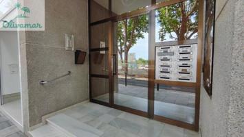 Local comercial en venta en Oliva, Oliva photo 0