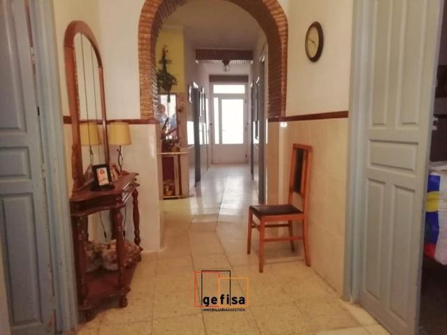Casa en venta en Valdepeñas, Buena photo 0