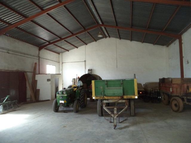 Nave industrial en venta en Almendralejo, Santiago - Arroyo photo 0