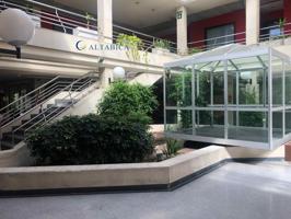 Local comercial en venta en Coslada, Las Conejeras photo 0