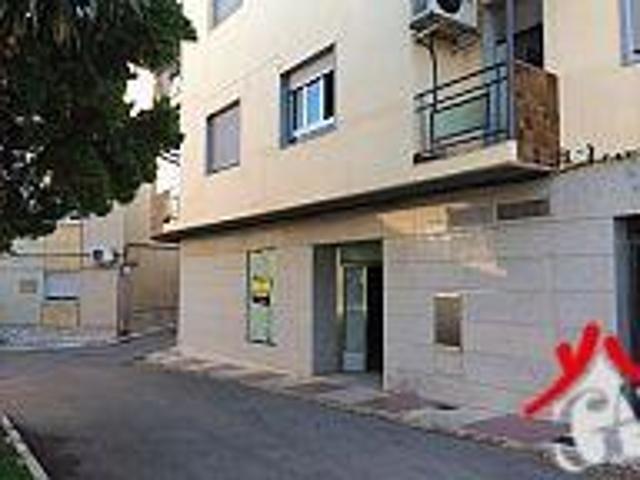 Local comercial en venta en Bailén, Bailen photo 0