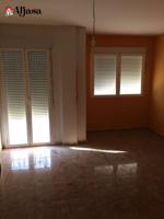 Piso en venta en Baeza, Baeza photo 0