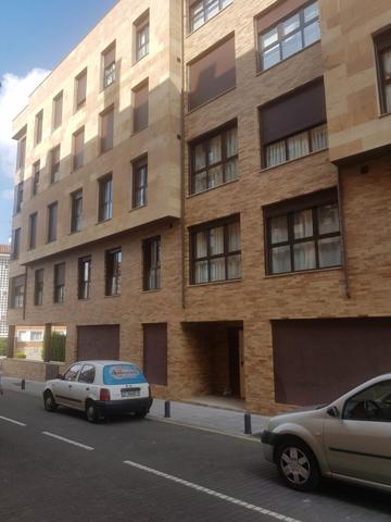 Local comercial en venta en Siero, Pola de Siero photo 0