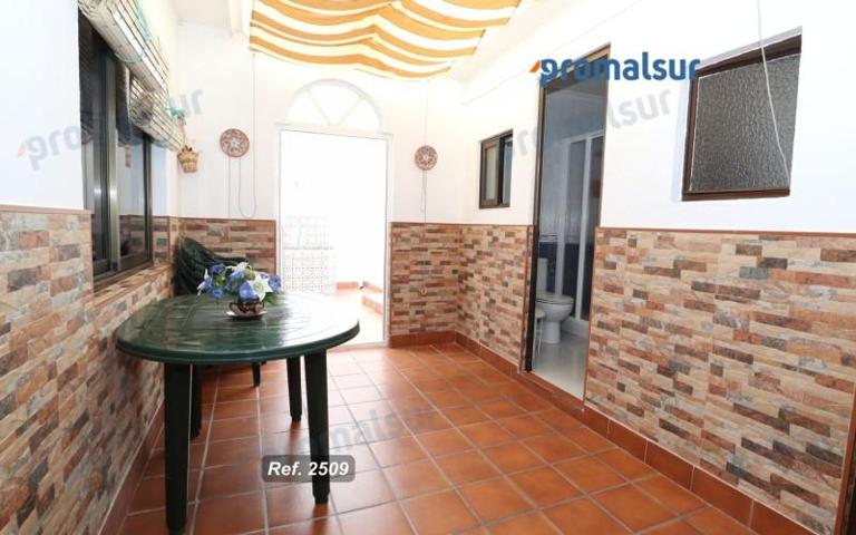 Casa en venta en Puente Genil, Puente Genil photo 0