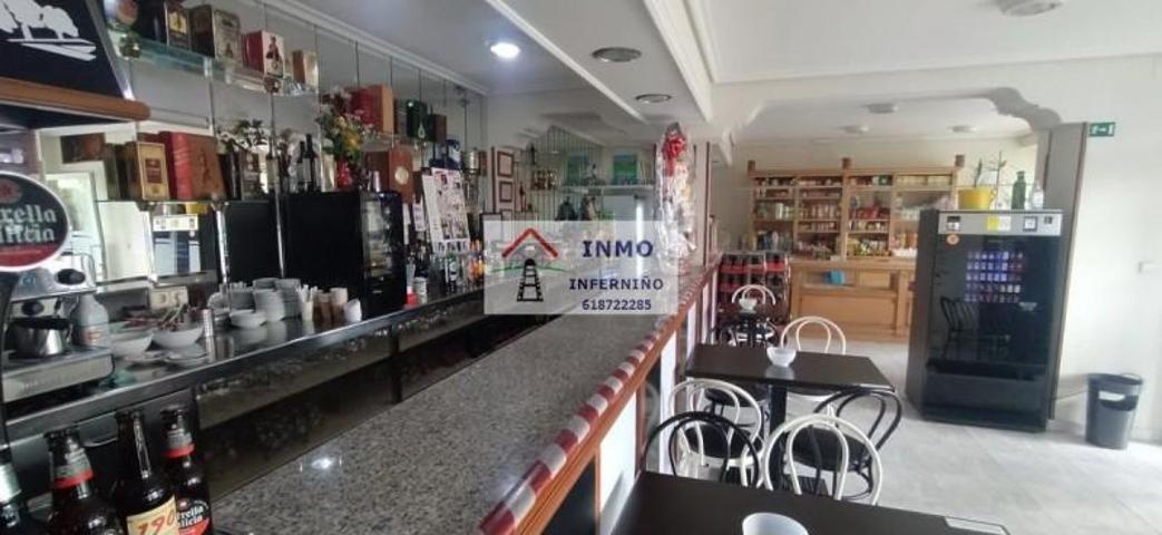 Local comercial en venta en Ferrol, Caranza photo 0
