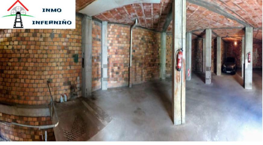 Local comercial en venta en Fene, Fene photo 0