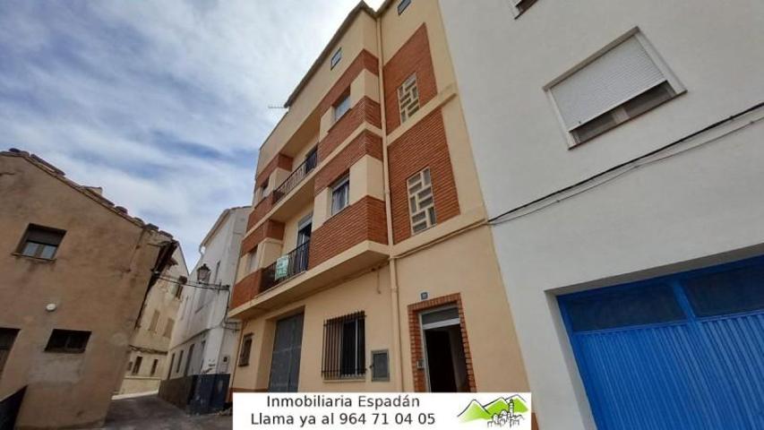 Casa en venta en Bejís, Bejis photo 0